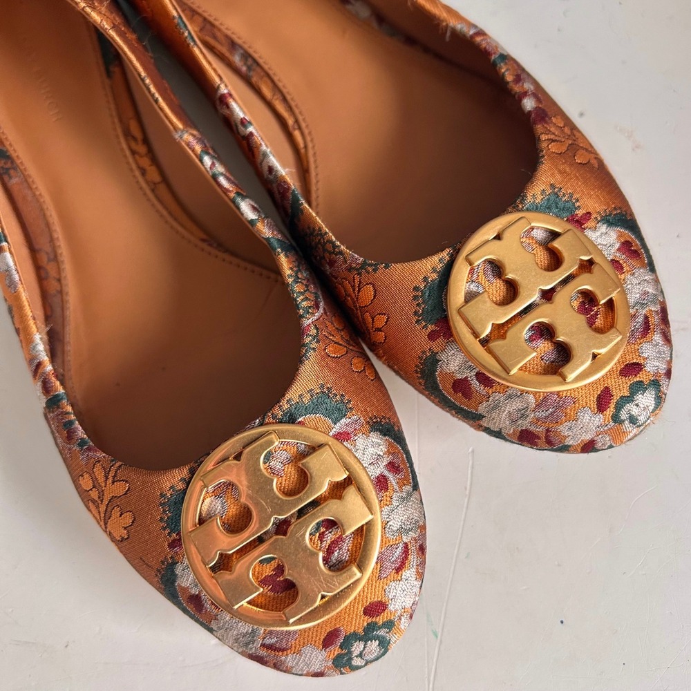 Tory Burch Chelsea Ballet Flats Size 9.5 Sunset Bonfire Brocade Gold Floral - Picture 5 of 12